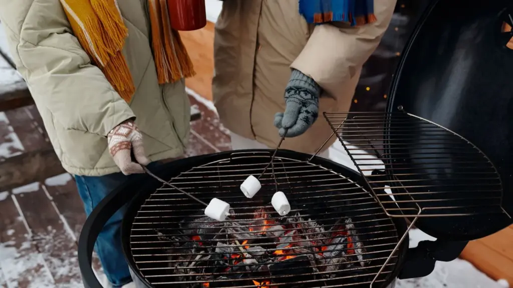 Symbolbild: Pelletgrill im Winter