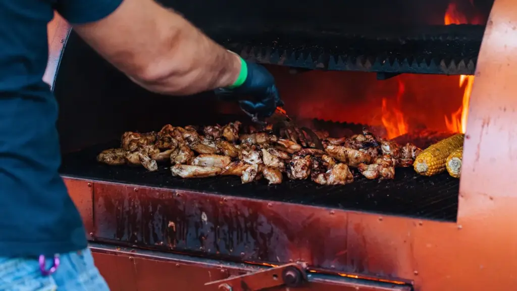 Symbolbild: Pelletverbrauch: Wie viele Pellets braucht ein Pelletgrill?