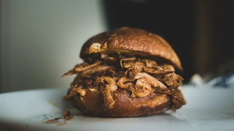 Symbolbild: Pulled Pork im Pelletgrill: Rezept, Kerntemperatur und Zeitplan